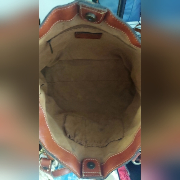 Patricia Nash Zancona Floral Brown Oil Paint Print Leathered Tote - Picture 4 of 10